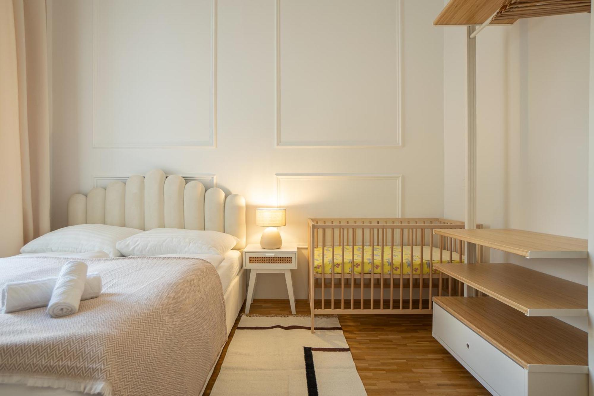 Vibrant 107 M2 Flat In The City Center ウィーン エクステリア 写真